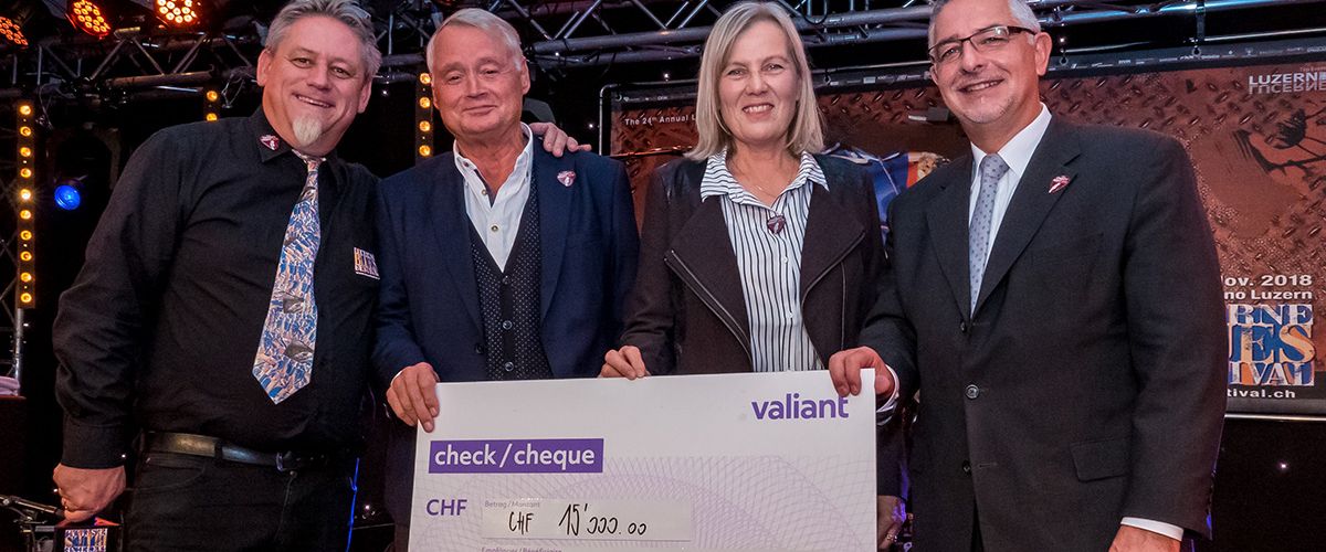 Valiant spendet 15‘000 Franken für die LZ Weihnachtsaktion