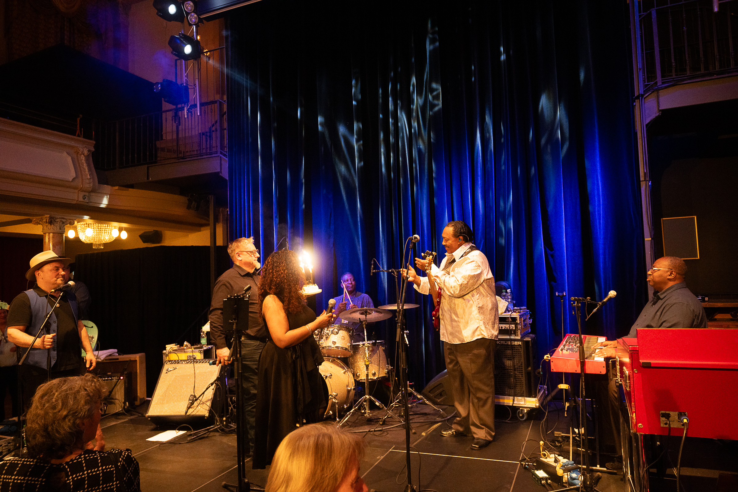 DSC 6013-20251111 Di Matthew Skoller and Chicago Wind feat. Precious Taylor Friends