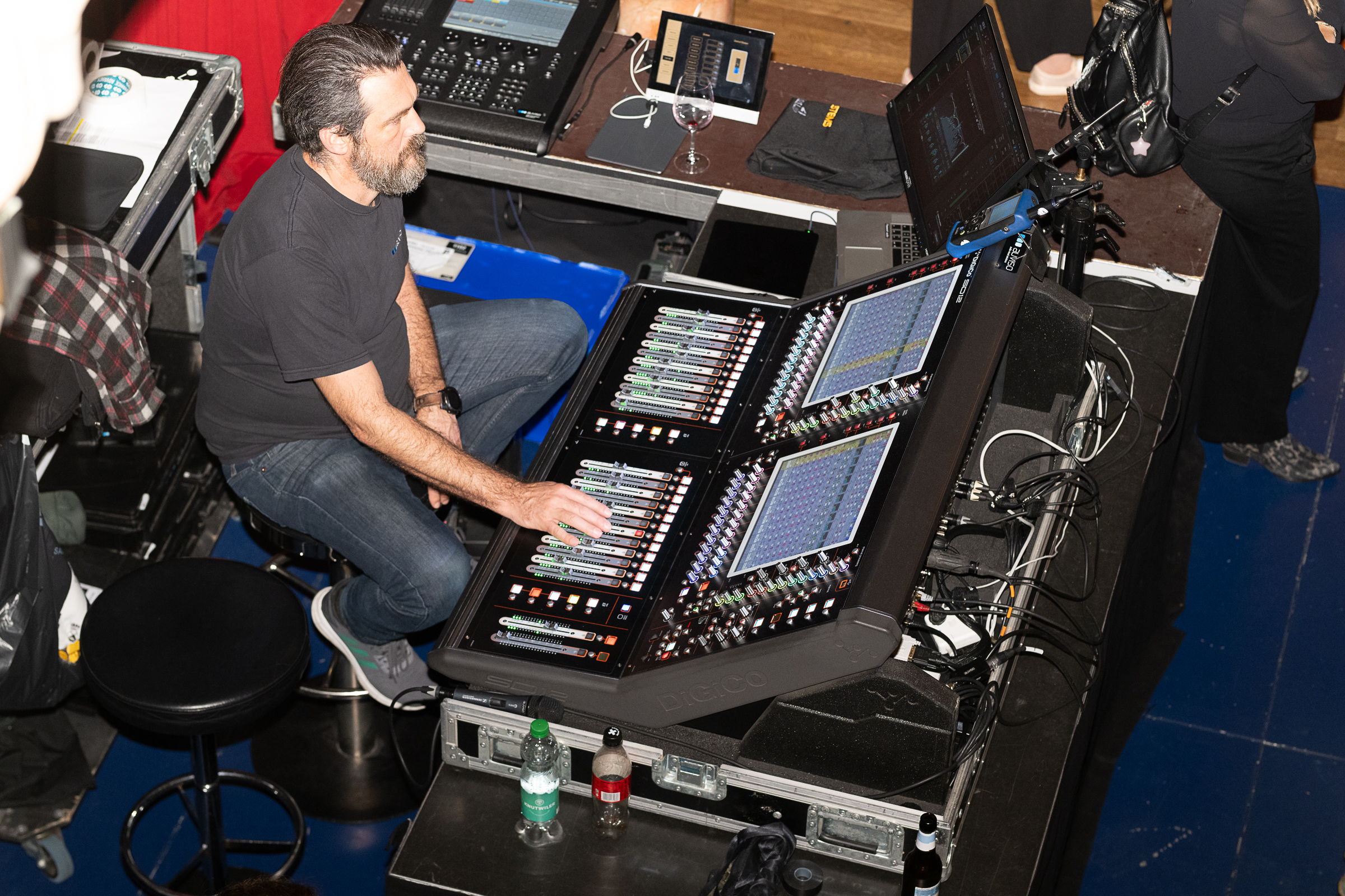 DSC 6094-20251111 Di Matthew Skoller and Chicago Wind feat. Precious Taylor Friends