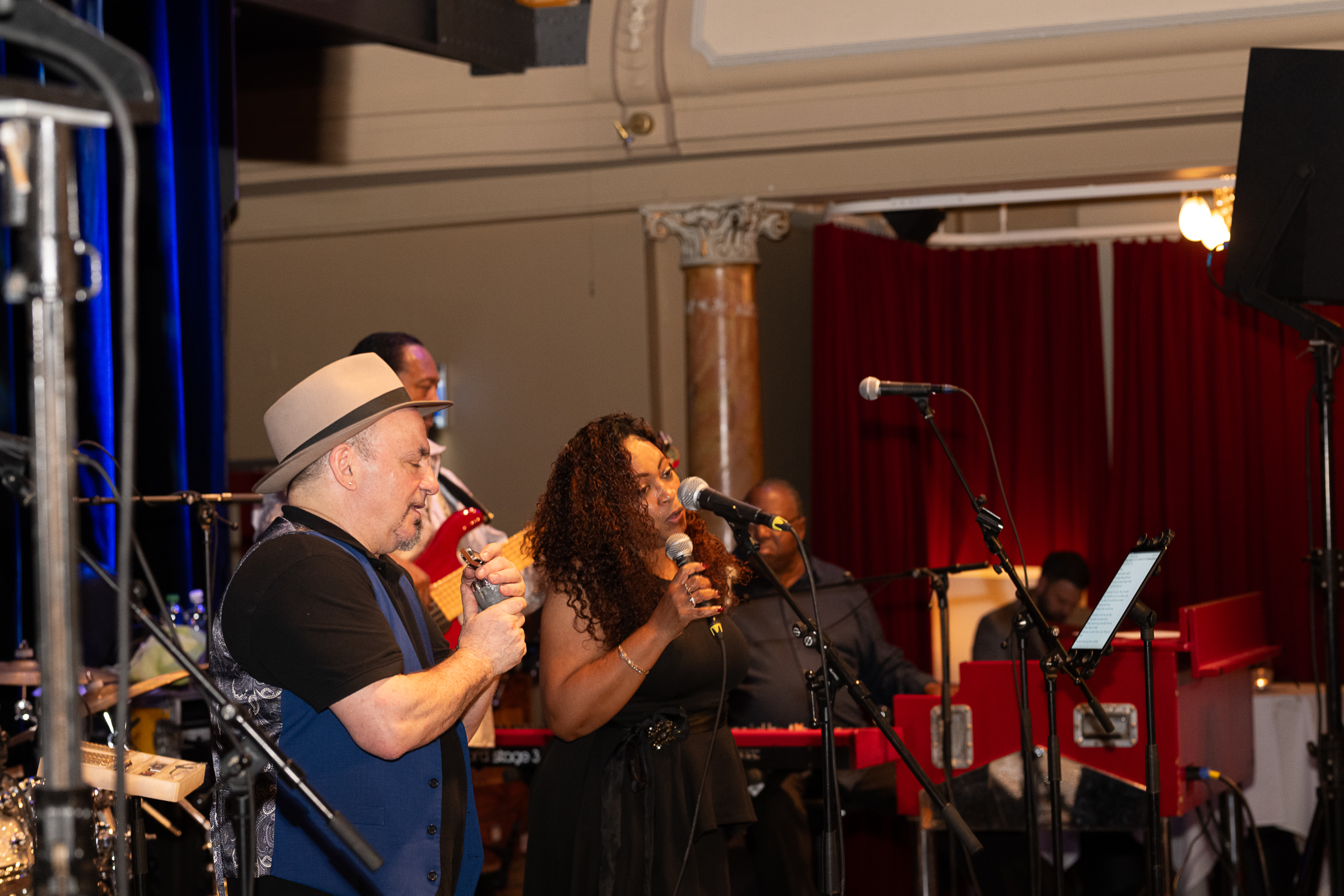 DSC 6129-20251111 Di Matthew Skoller and Chicago Wind feat. Precious Taylor Friends