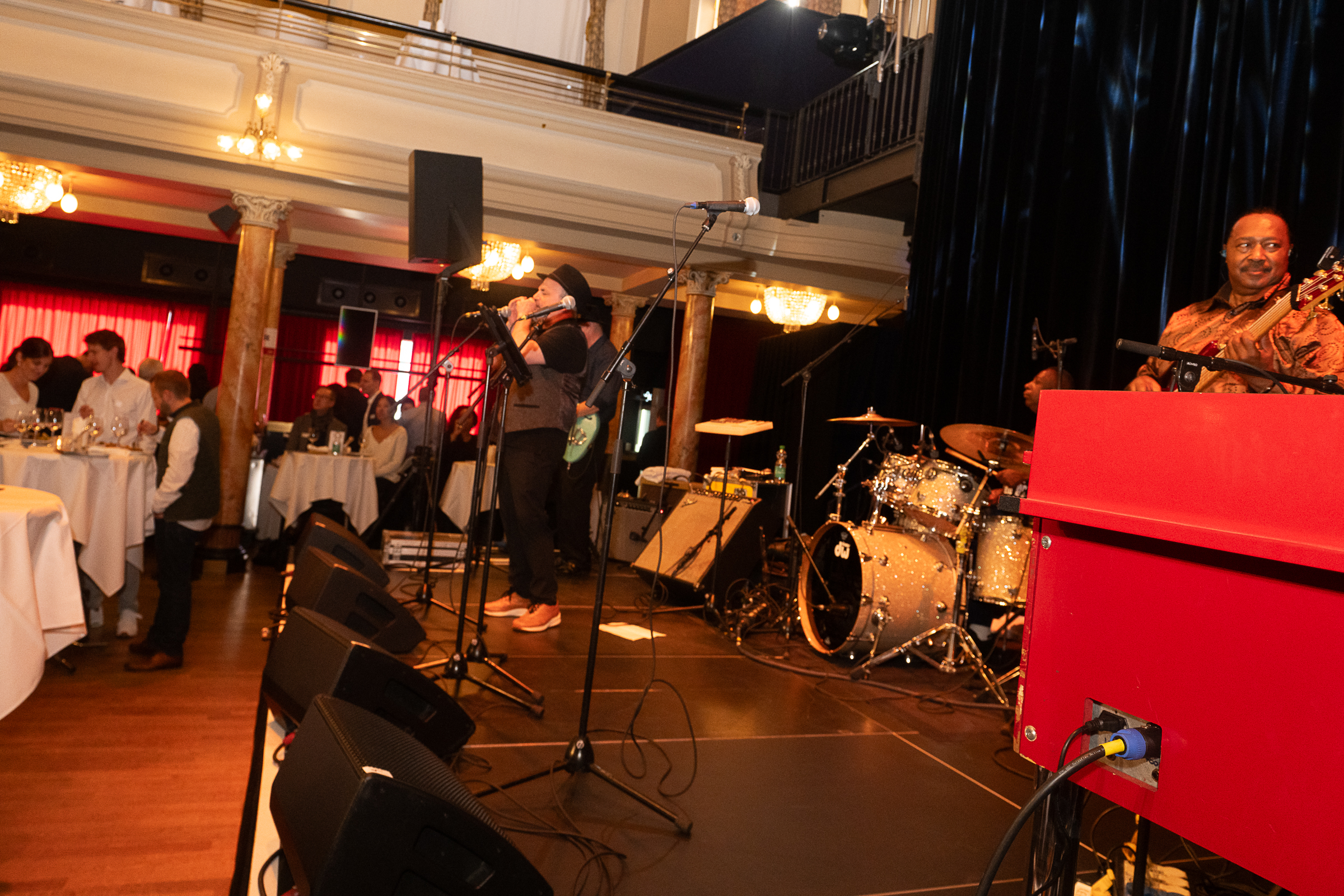 DSC 5617-20251111 Di Matthew Skoller and Chicago Wind feat. Precious Taylor CHM