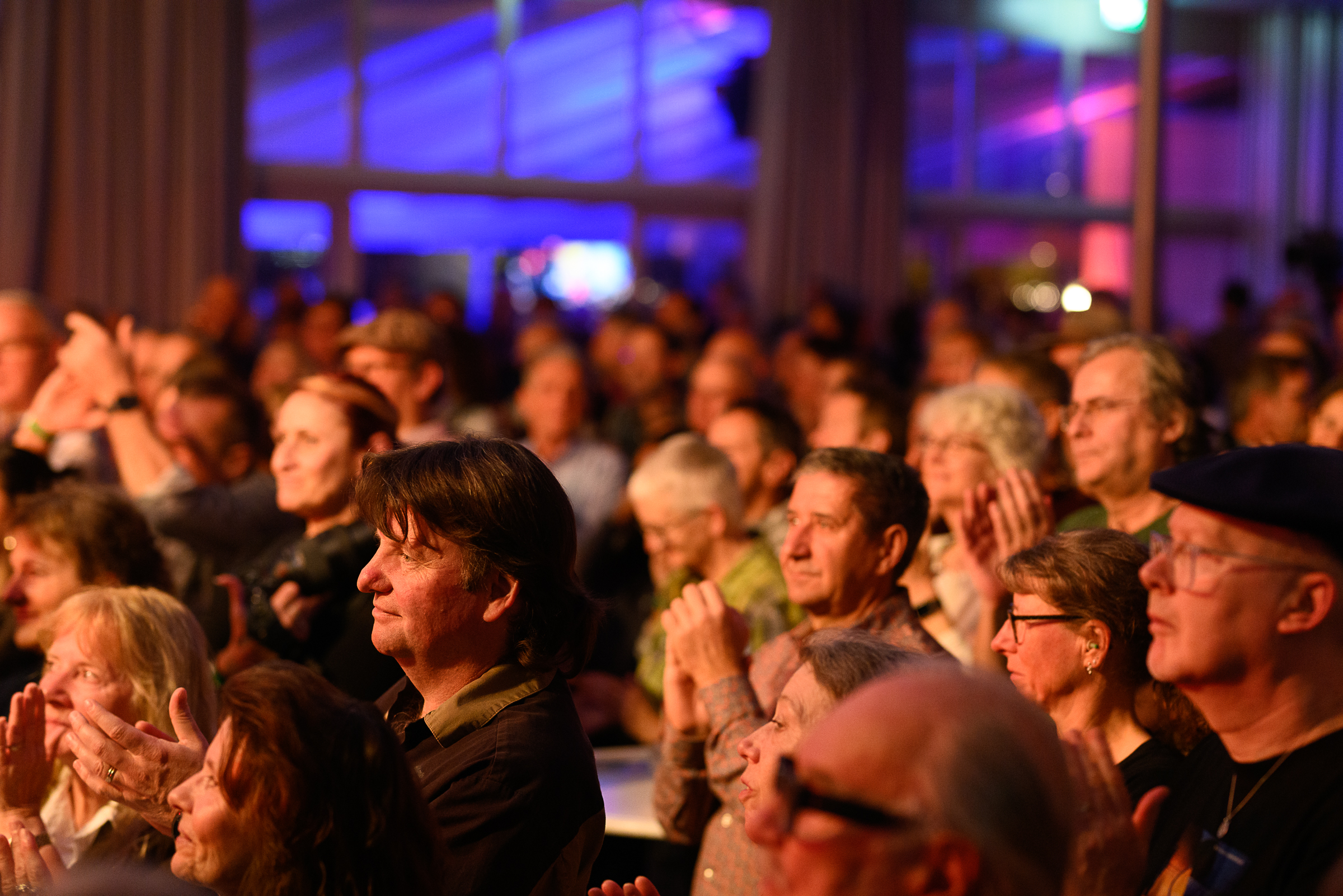 DSC 7443-20251114 Fr Matthew Skoller and Chicago Wind feat. Precious Taylor