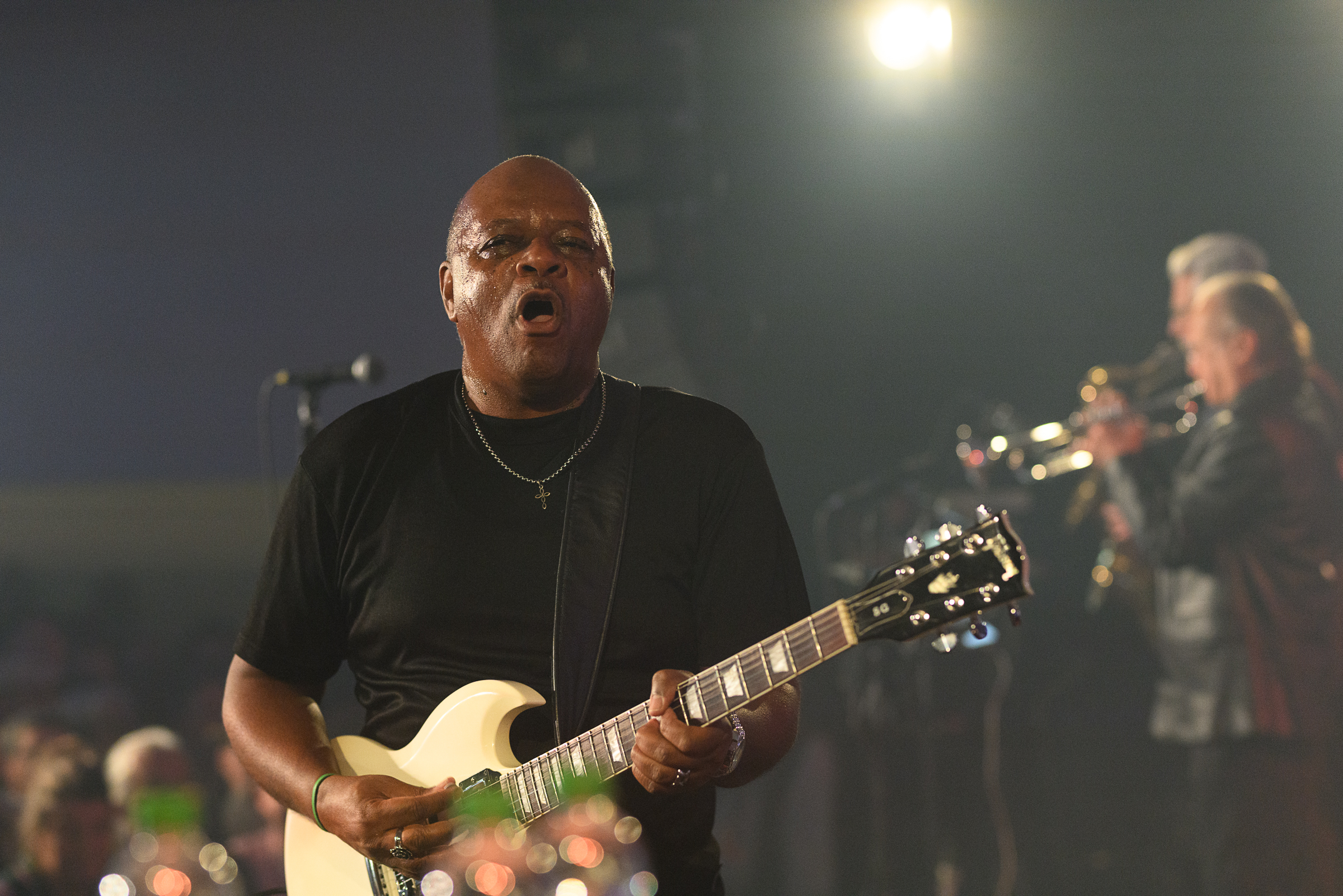 DSC 7655-20251114 Fr Dallas Blues   Soul Revue  TuTu Jones, Gregg A. Smith   Captain Jack Watson with The Texas Horns