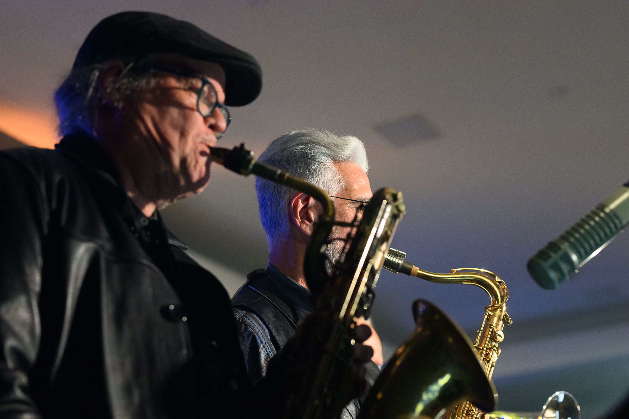 DSC 7712-20251114 Fr Dallas Blues   Soul Revue  TuTu Jones, Gregg A. Smith   Captain Jack Watson with The Texas Horns
