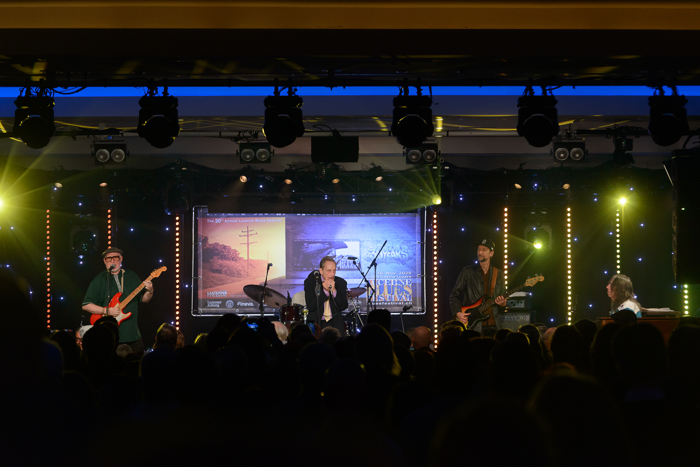 DSC 0995-20251115 Sa Jerry Portnoy s Chicago Blues All-Stars