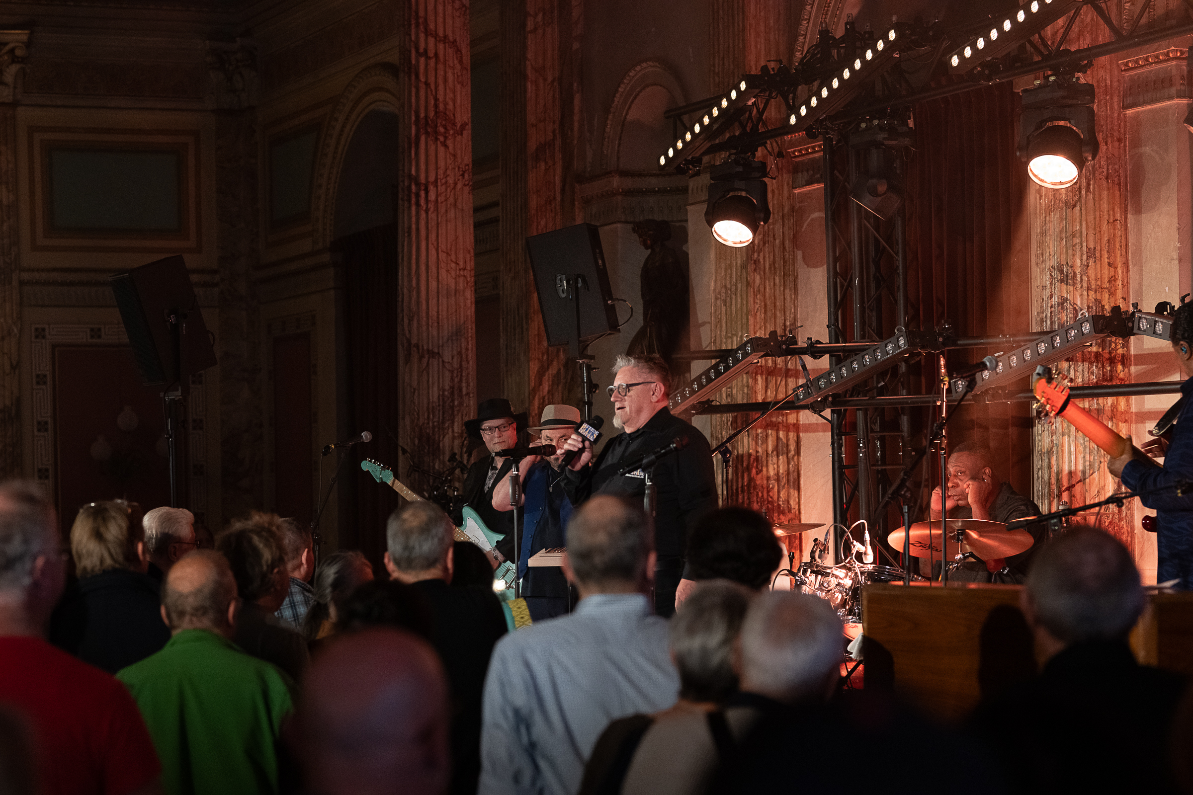 DSC 4642-20251108 Sa Matthew Skoller and Chicago Wind feat. Precious Taylor