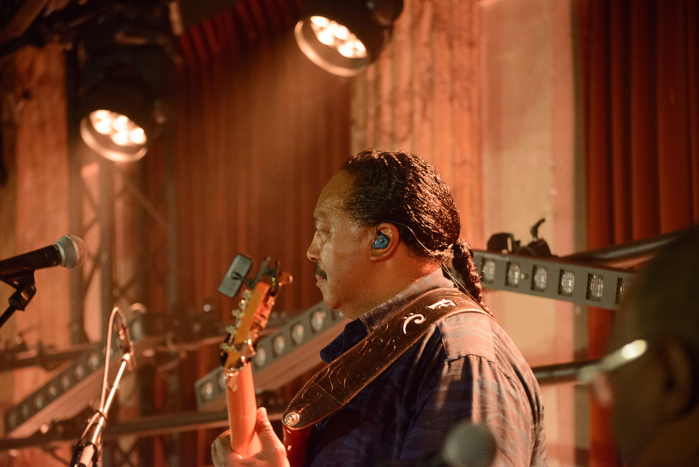 DSC 9352-20251108 Sa Matthew Skoller and Chicago Wind feat. Precious Taylor