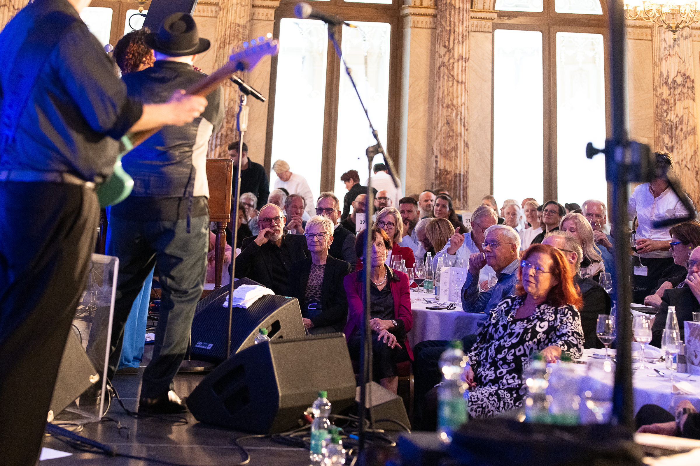 DSC 5239-20251109 So Matthew Skoller and Chicago Wind feat. Precious Taylor