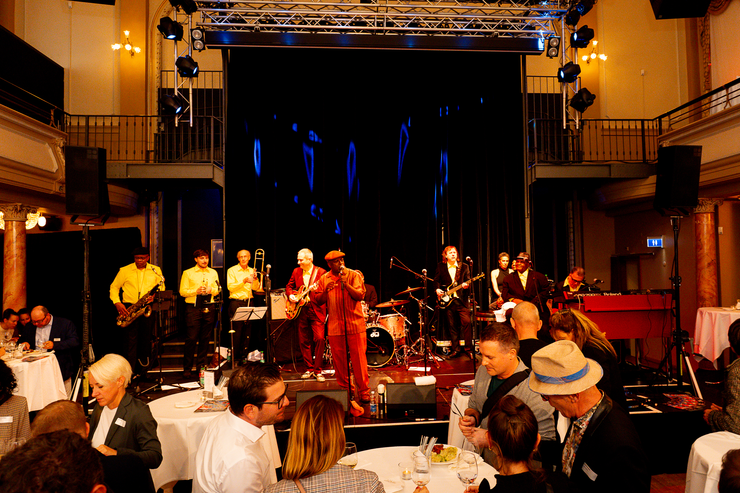 DSC 2328-20241112 Di The Anthony Paule Soul Orchestra feat Willy Jordan