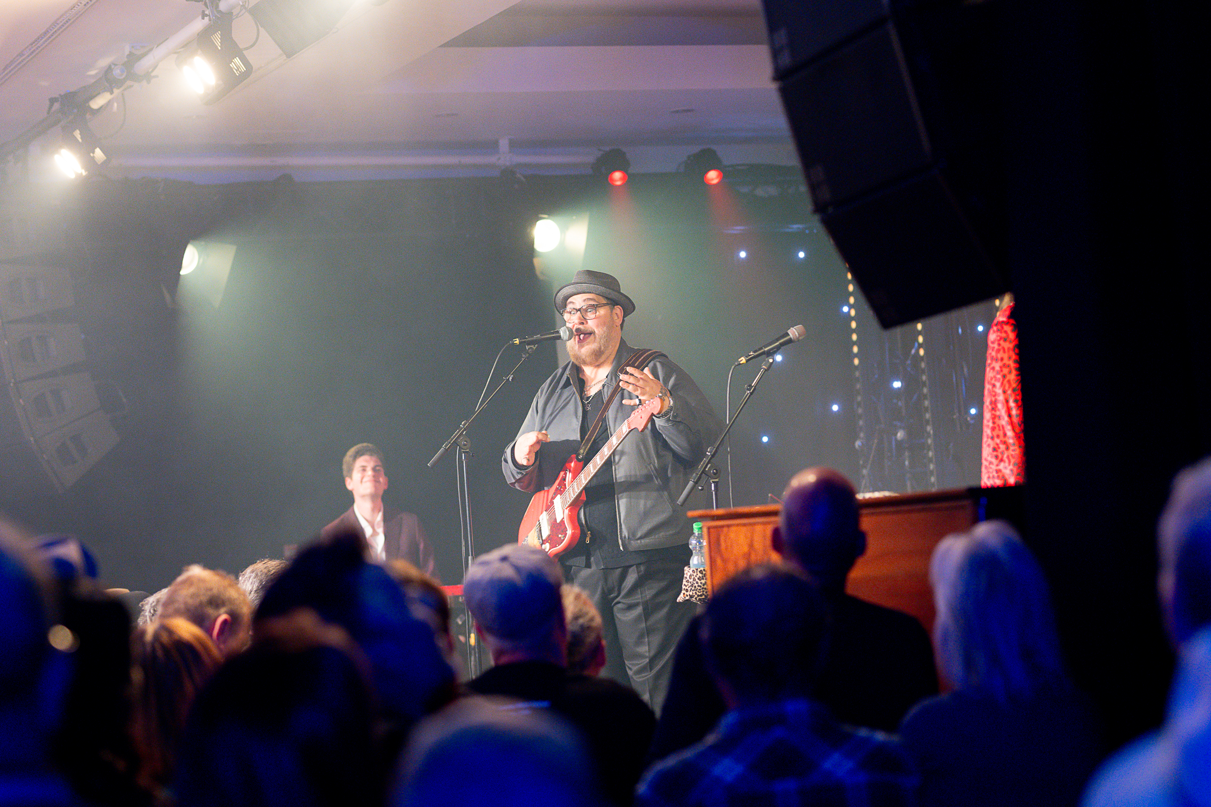 DSC 7462-20241116 Sa Nick Moss Band feat Dennis Gruenling with Special Guest Ben Levin